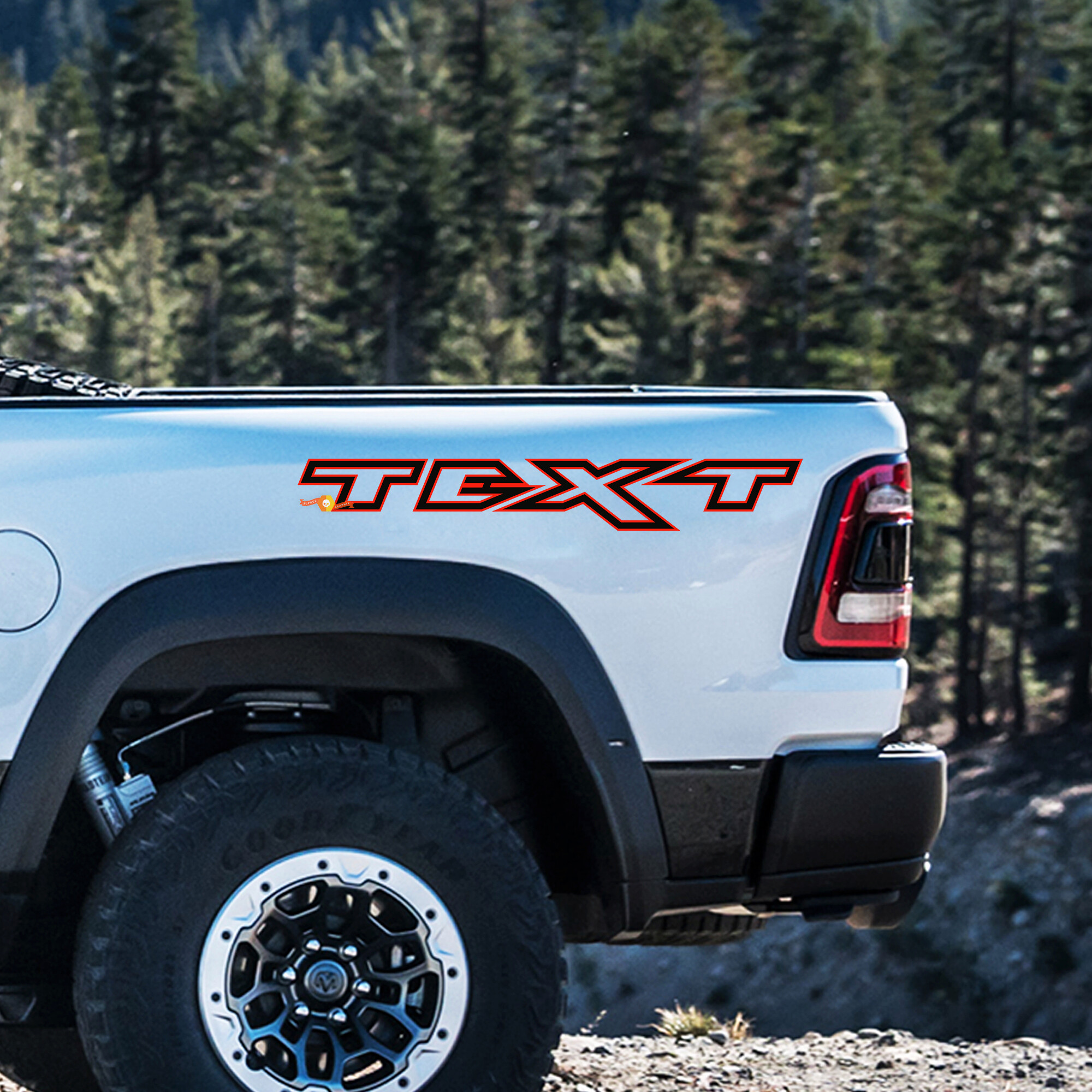 Vinilos Laterales con Letras Contorno Personalizado para Dodge Ram Rebel 1500 TRX