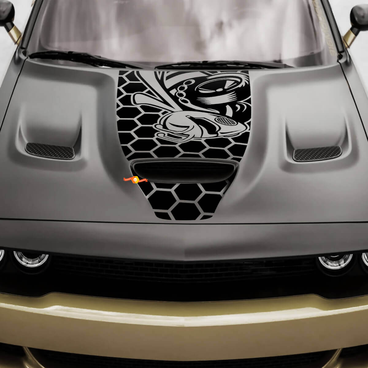 Calcomanía de capó Angry Bee Honey Graphics Sticker Decal Dodge Challenger 2019-2024
