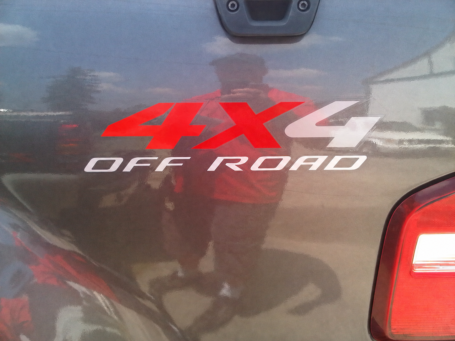 Etiqueta de vinilo con letras bicolor 4X4 Off Road para la cama de Ford F-150