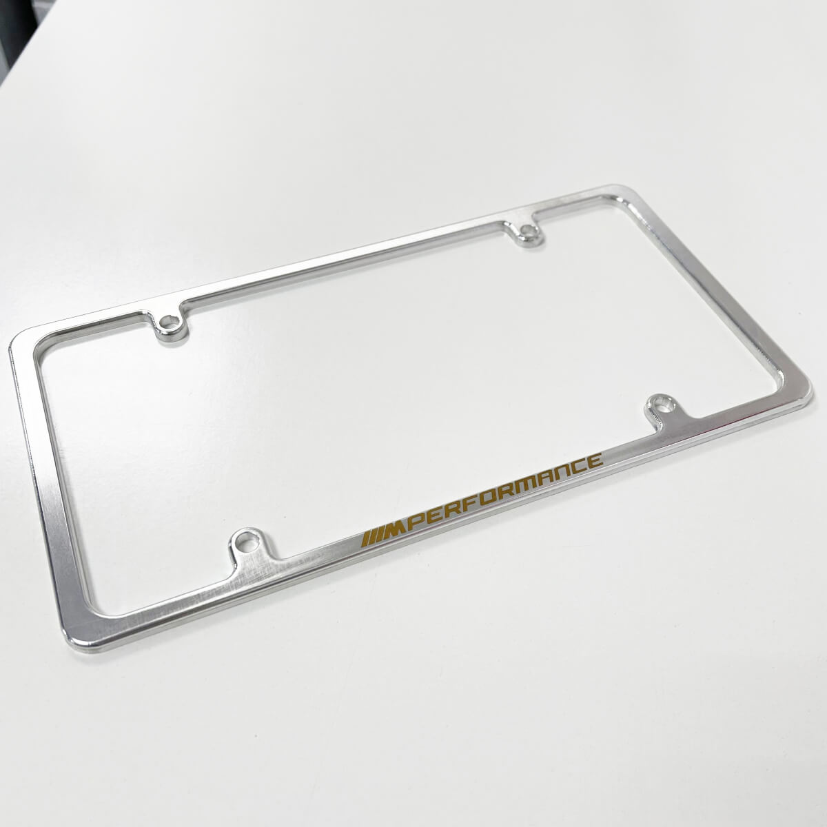 M Performance Billet Slimline US Marco de matrícula CNC de aluminio de grado aeronáutico
