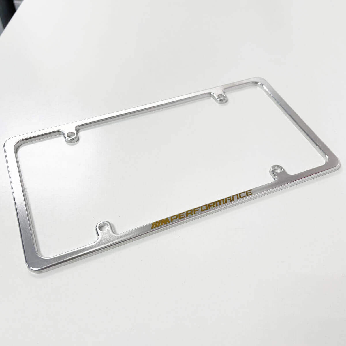 Marco para matrícula de EE.UU. M Performance estilo aluminio billet delgado