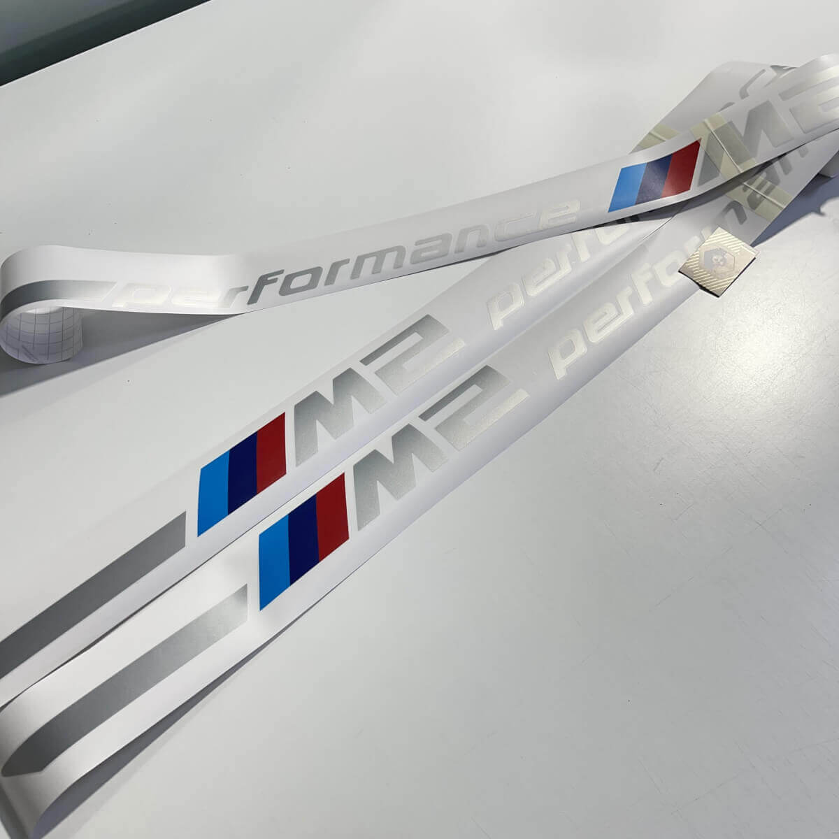 2x 2023 BMW M2 G87 M Performance Silver Stripes pegatina de vinilo
