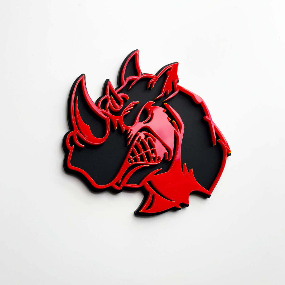 Insignia con el logotipo 3D Rhino Angry - Emblema de guardabarros personalizado para automóviles, camiones y SUV
