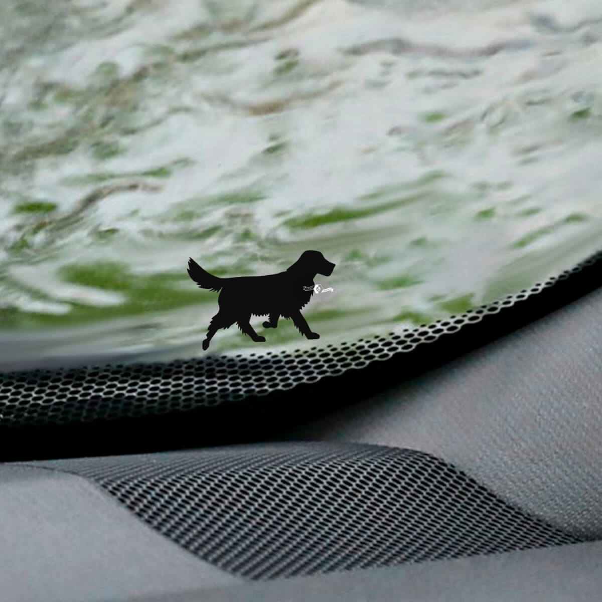 Calcomanía de esquina de huevo de Pascua para parabrisas de perro labrador retriever - Gráfico de vinilo personalizado
