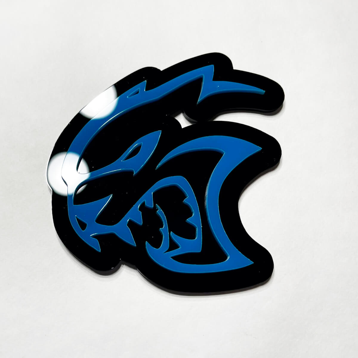 Insignia 3D personalizada Hellcat Dodge Fender Insignias Tailgate Emblema Badge de rejilla delantera azul
