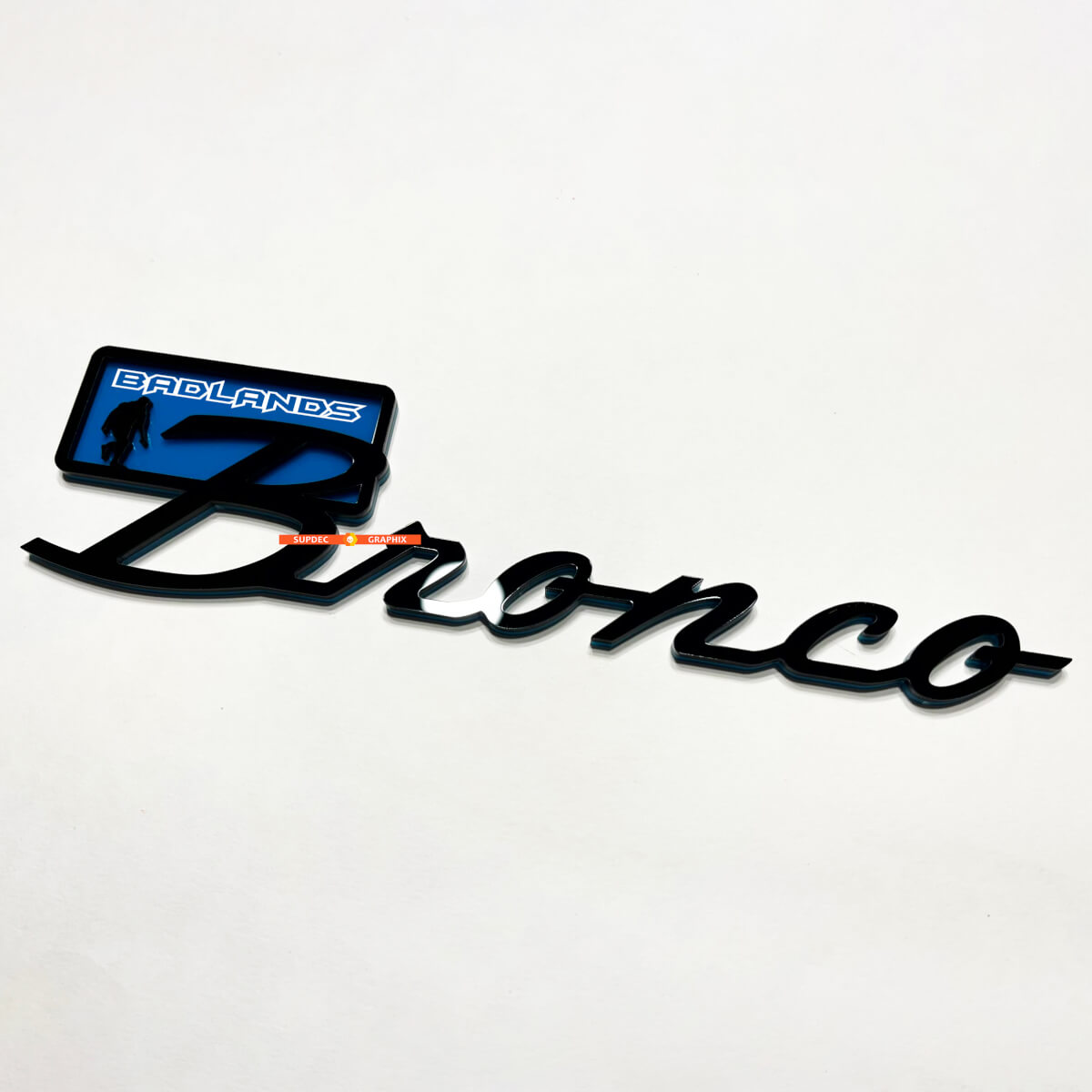 Insignias de guardabarros Yeti Sasquatch Bigfoot Bronco Badlands Emblema de portón trasero Insignia 3D Negro vs Azul
