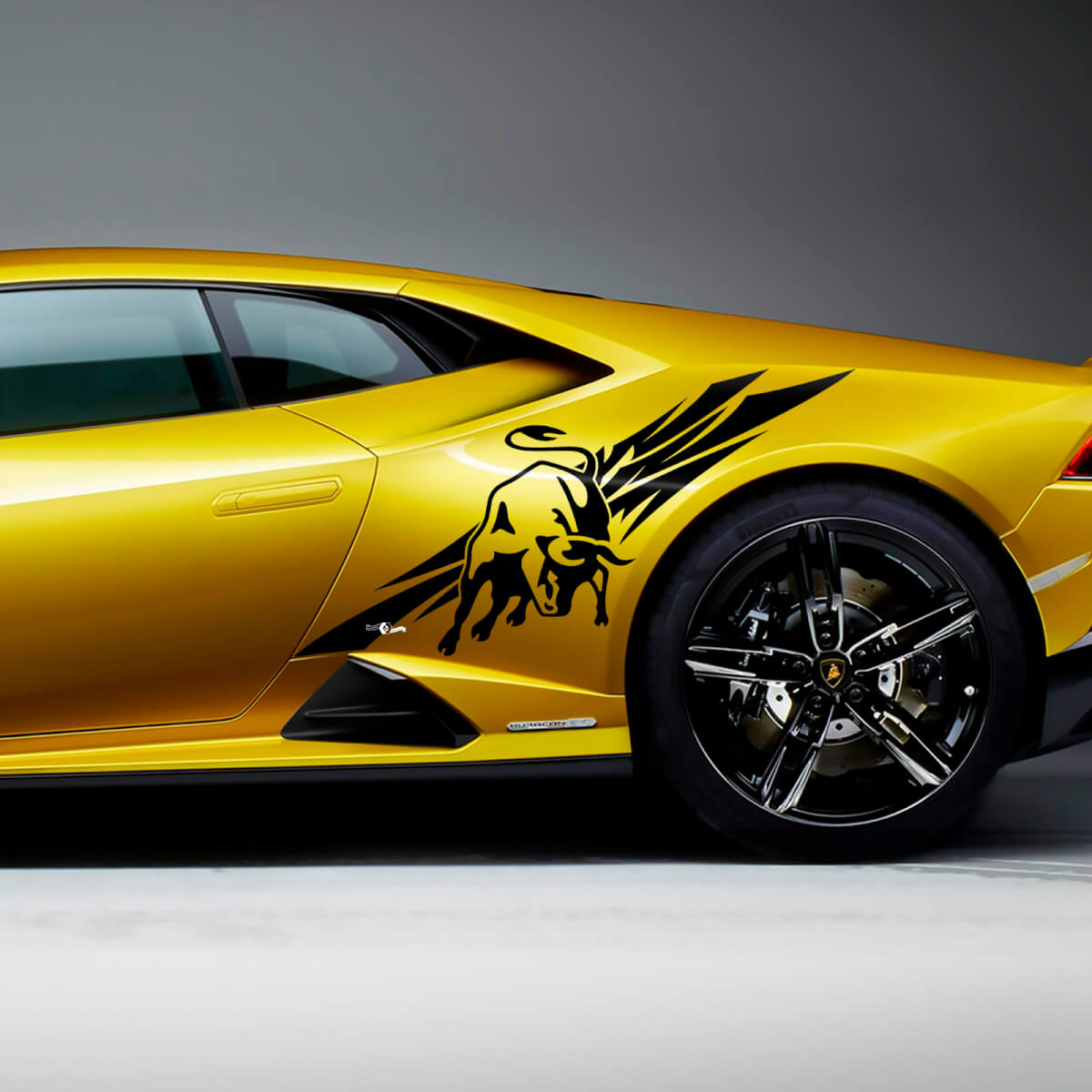 Gráficos de vinilo adhesivo para la parte trasera lateral del guardabarros para Lamborghini Huracan Evo.
