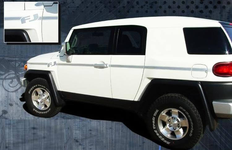Las rayas para Toyota FJ Cruiser son compatibles con los años 2009, 2010, 2011 y 2012.
