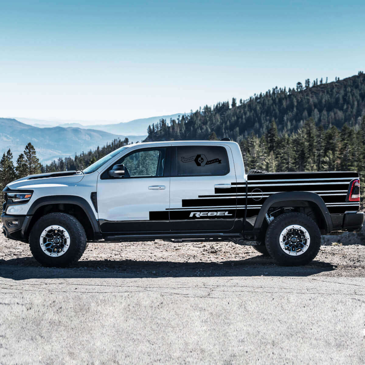 Juego de pegatinas de vinilo con franjas laterales estilo escalones para Dodge Ram Rebel 2021+