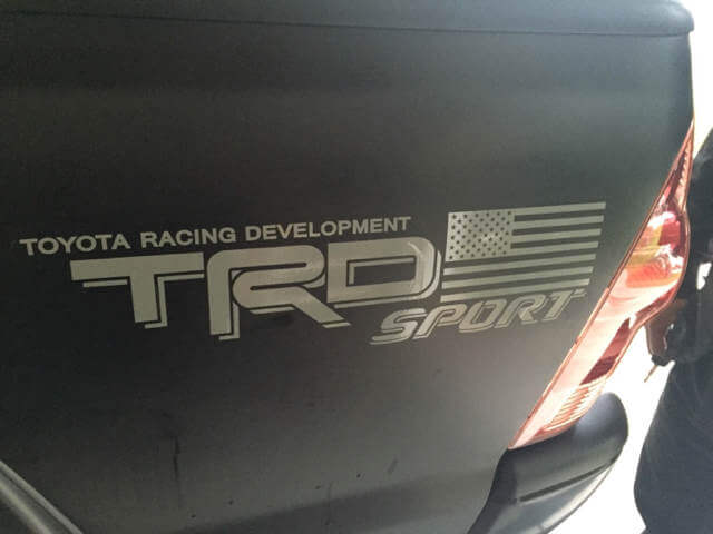 Juego de calcomanías de vinilo laterales con bandera de EE. UU. TRD Sport para Toyota Tacoma
