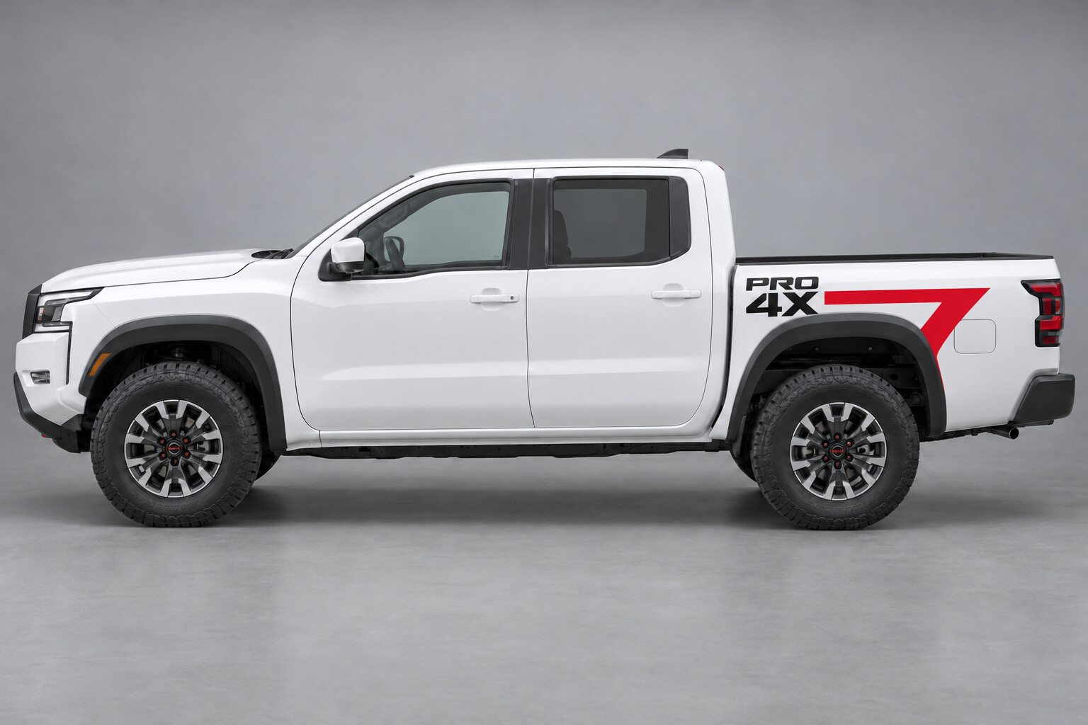 Adhesivo de vinilo apilado PRO-4X Crew Cab cama corta para el lateral de la caja Nissan Frontier 2024