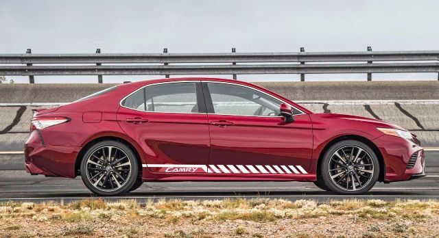 Etiqueta engomada de la etiqueta del vinilo del coche de la raya gráfica de carreras para Toyota Camry 2012 - 2018