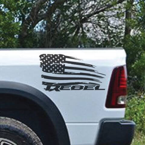 Dodge Ram Rebel Bandera Americana Logotipo Lateral Envejecido Camión Vinilo Adhesivo Gráfico
