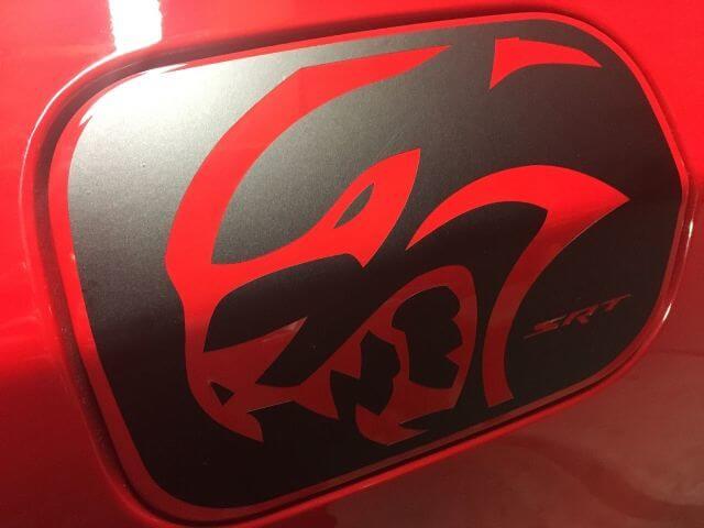 Dodge Charger HELLCAT SRT Gas Door Vinyl Overlay 2015+ Hemi Mopar calcomanía adhesiva