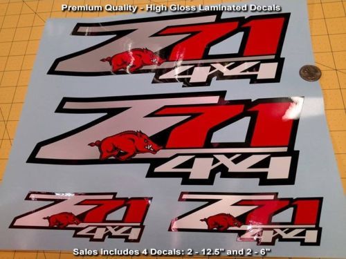 Z71 Pegatinas Calcomanías SET DE 4 Arkansas Razorbacks Calidad Premium Acabado brillante, AGRADABLE
