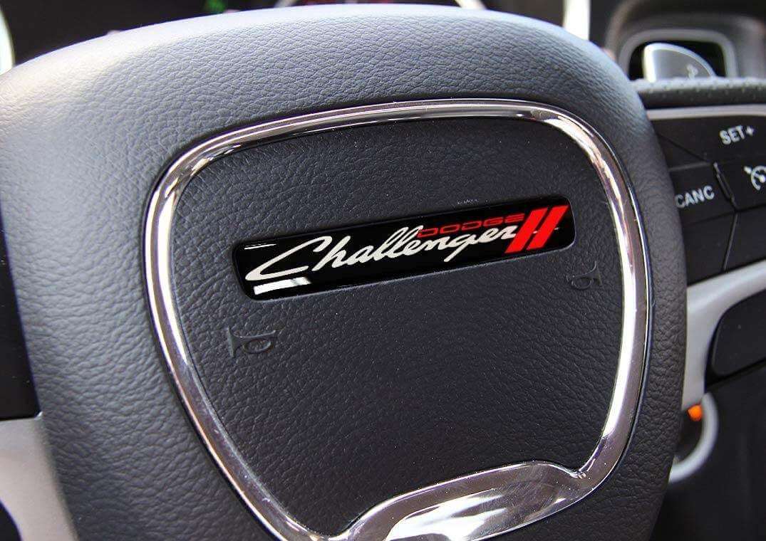 Emblema de volante estilo antiguo con calcomanía abombada para Dodge Challenger