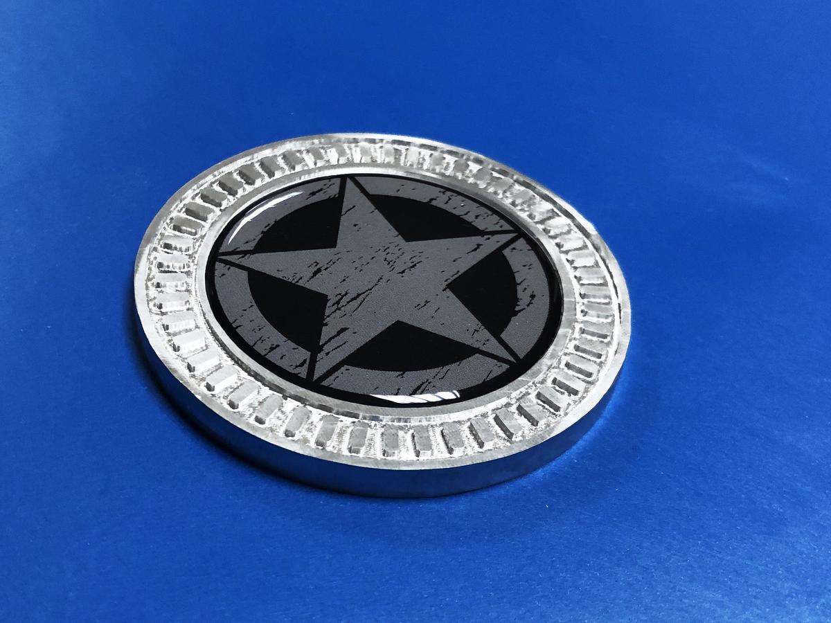 Insignia 3D, estrella militar, Metal, aluminio, emblema lateral de cama para Jeep Wrangler JL JK YJ TJ
