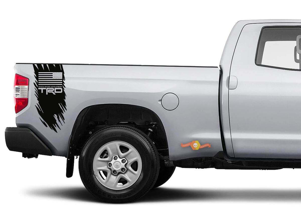 Calcomanía de vinilo estilo desgastado con bandera de EE. UU. de TRD para la puerta de la caja de Toyota Tacoma