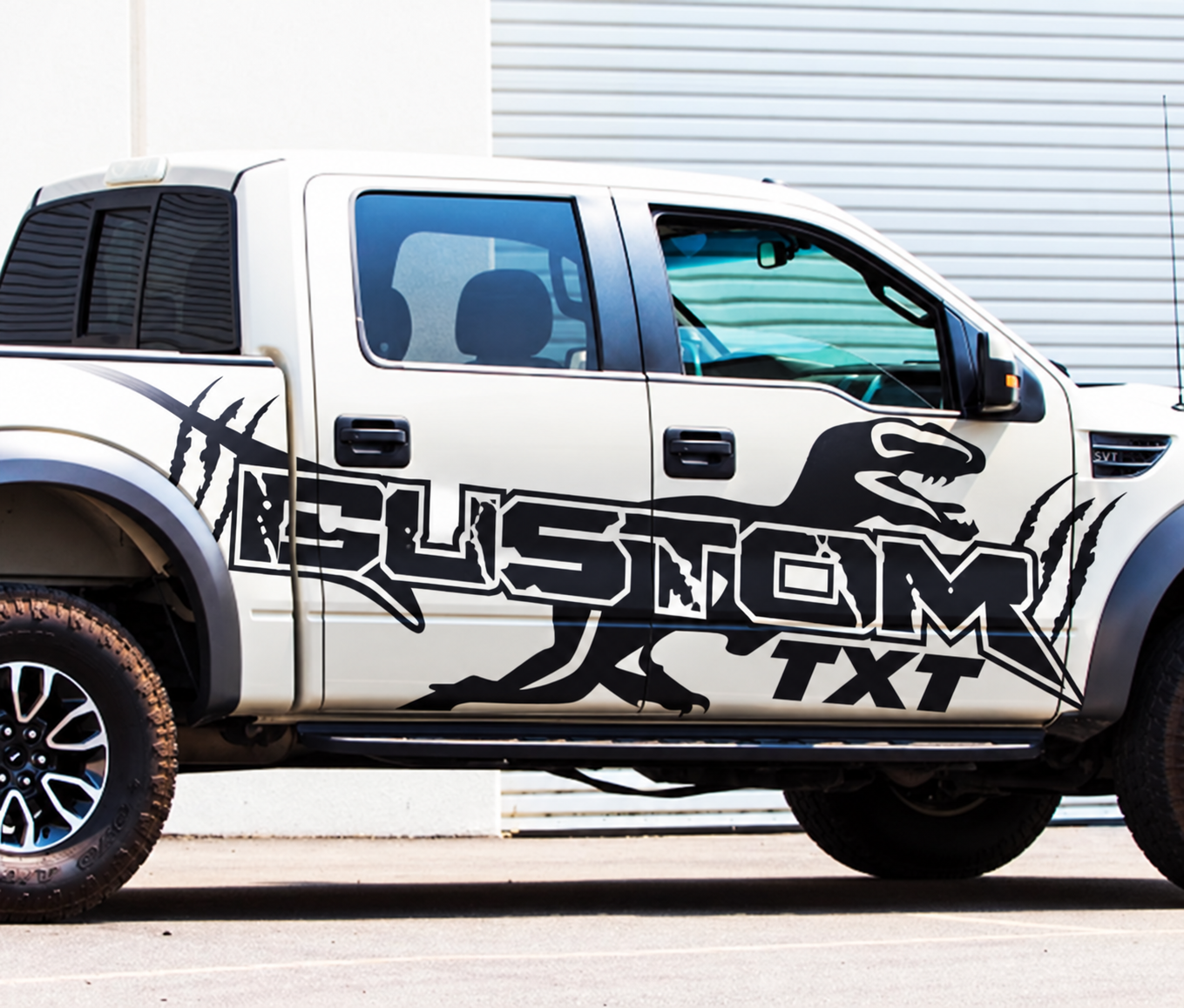 SVT CUSTOM TXT Dinosaur Graphic — Pegatina de vinilo (lateral) para Ford F-150 Raptor