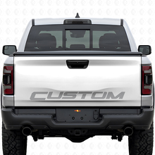 Vinilo adhesivo personalizado en negro para la puerta trasera de Dodge Ram Rebel_5