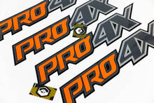 Combina Nissan Titan Pro 4x Decal Sticker de calcomanía Supdec Grey and Orange 2