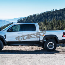 Kit de vinilo lateral con estilo de contorno de texto personalizado para Dodge Ram 1500 Rebel TRX_3