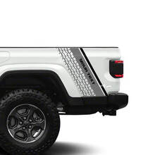 Vinilo de franja lateral trasera con diseño de huella de neumático personalizado para Jeep Gladiator_2