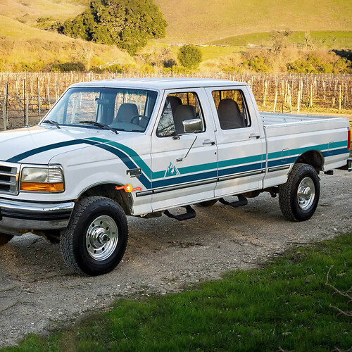 1997 Ford F-250 Stripes con calcomanías de vinilo de montañas
