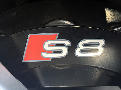 Calcomanía adhesiva de vinilo del logo S8 para pinza de freno Audi S8