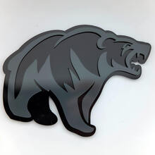 Emblema de insignias de guardabarros con insignia 3D personalizada de oso grizzly enojado
 2