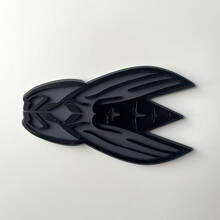 Insignia personalizada 3D Logotipo de abeja avispa Placas de guardabarros Emblema 2 3