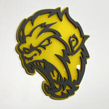 Insignia 3D de Angry Yeti Sasquatch Bigfoot, emblema de insignias de guardabarros gris vs amarillo
 2