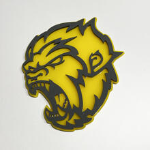 Insignia 3D de Angry Yeti Sasquatch Bigfoot, emblema de insignias de guardabarros gris vs amarillo
 4