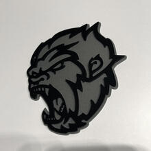 Insignia 3D de Angry Yeti Sasquatch Bigfoot, emblema de insignias de guardabarros negro vs gris
 3