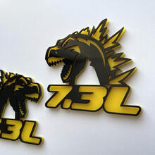 Godzilla 7.3L MEGAZILLA Ford Performance 7.3L Insignia 3D Emblema de insignias de guardabarros negro vs amarillo
 4