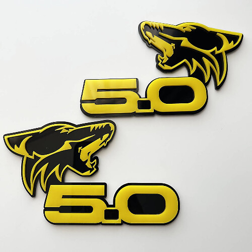 COYOTE 5.0 Insignias de guardabarros Emblema Insignia 3D Negro vs Amarillo
