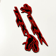 Insignia TRX 3D Emblema de insignia de guardabarros negro vs rojo 2
 4