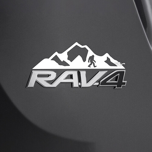 Etiqueta adhesiva Mountains Bigfoot Sasquatch sobre la insignia trasera del Toyota Rav4
