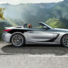Etiqueta engomada del vinilo de las rayas de los acentos de las puertas laterales BMW Z4
 2