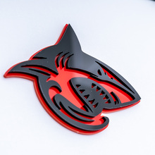 Shark Hellshark Insignia 3D Insignias de guardabarros Emblema Negro y Rojo
 3