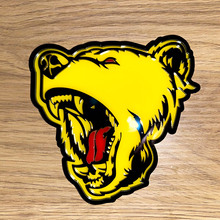Insignia 3D de lengua roja de Bear Grizzly, emblema de insignias para portón trasero de guardabarros
 2