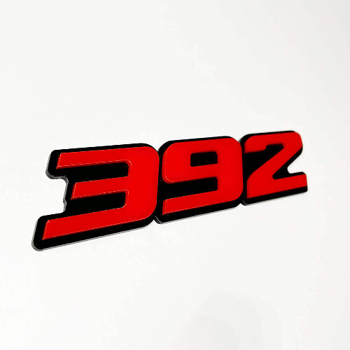 392 Raised 3D Red and Black — Emblema (guardabarros, portón trasero, parrilla delantera)