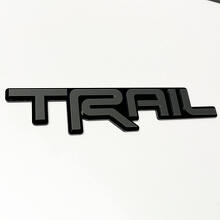 Insignia TRAIL 3D: emblema personalizado de las insignias de la parrilla delantera del portón trasero del guardabarros para Toyota TRD
 3