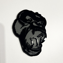 Insignia 3D personalizada, emblema de insignias de parrilla delantera para puerta trasera de guardabarros de gorila enojado
 2