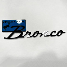 Bronco Wildtrak Fender Insignias Tailgate Emblem 3d Insignia negra vs azul
 3