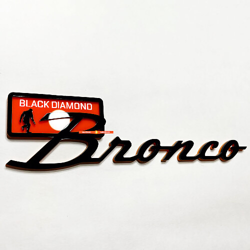 Bronco Black Diamond Insignia 3D para Guardabarros y Portón de Estilo Yeti