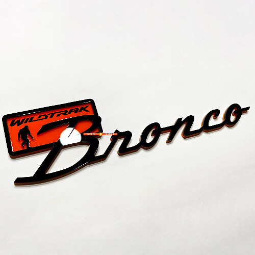 Bronco Wildtrak Fender Insignias Tailgate Emblem 3d Insignia negra vs naranja
