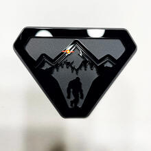 Montañas Sasquatch Bigfoot Yeti Insignias de guardabarros Emblema de portón trasero Insignia 3D 2
 9