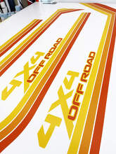 Kits gráficos - Calcomanía de vinilo de rayas retro vintage 4x4 off-road para GMC Suburban 1991
_2