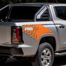 Adhesivo de vinilo con gráfico de huella de neumático para guardabarros trasero lateral para Nissan Navara PRO 4X 3